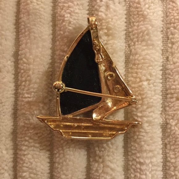 Black Onyx & 14KT Gold Sailboat Pin/Pendant - Picture 4 of 10